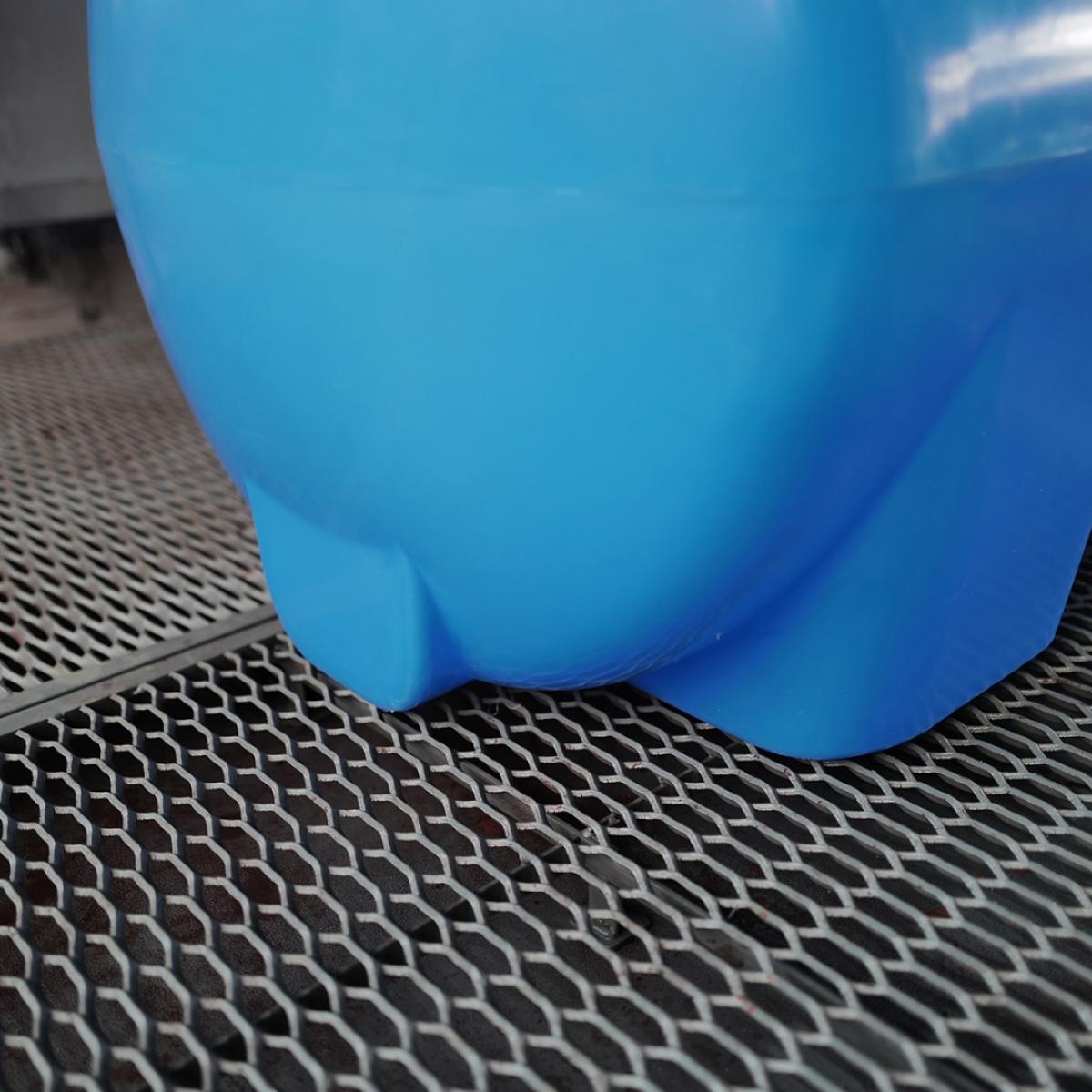 Емкость H 750л (синий)  для питьевой воды 