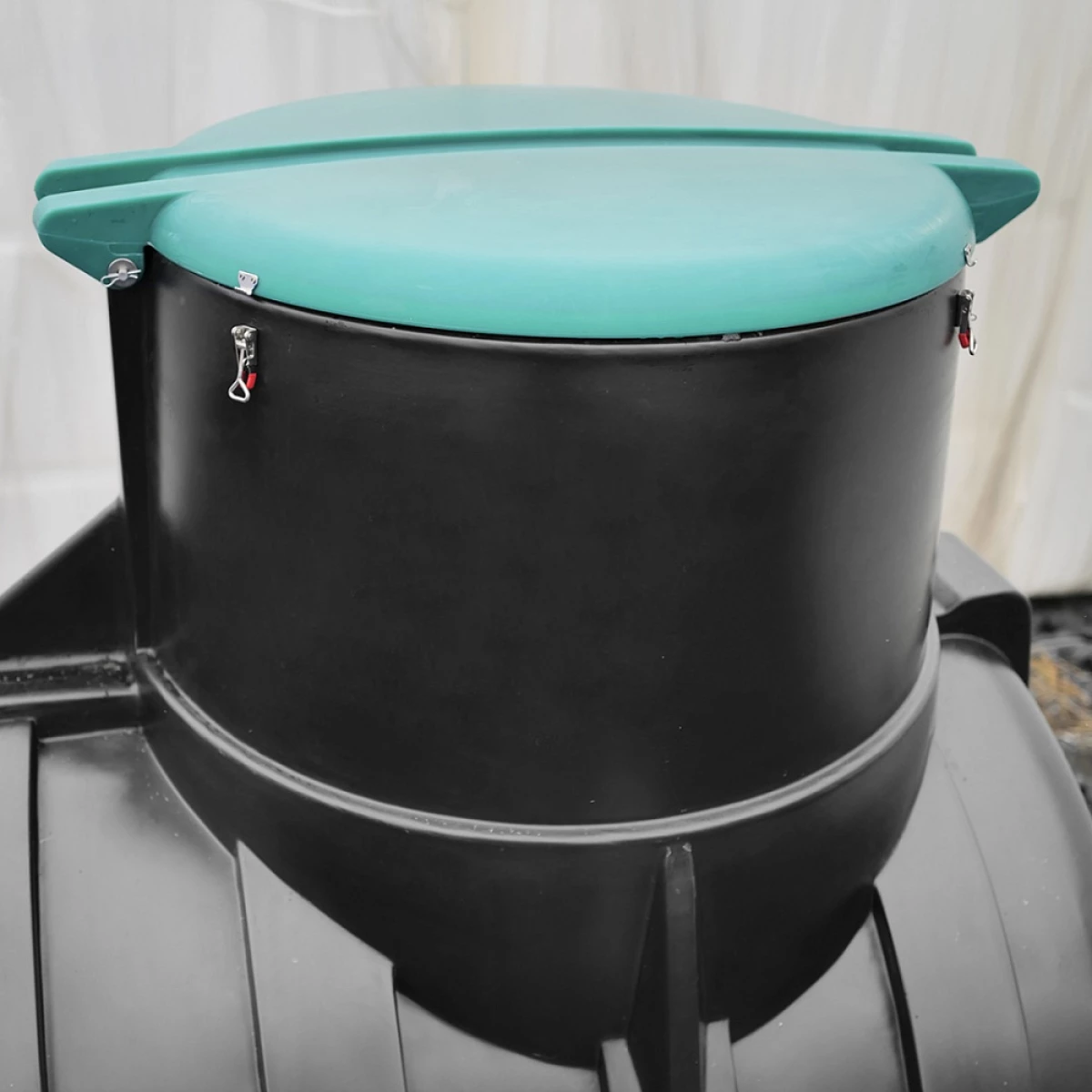 для хранения и дальнейшего использования питьевой воды.