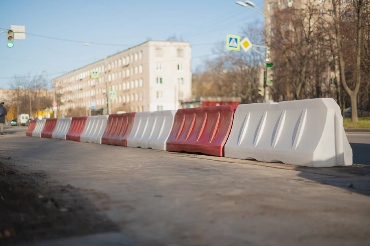 дезинфекционных пунктов, мобильных ограждающих конструкций.